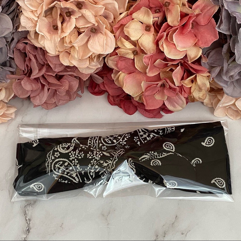3/$28 Black Bandana Stretchy Bowknot Headband - Picture 12 of 16